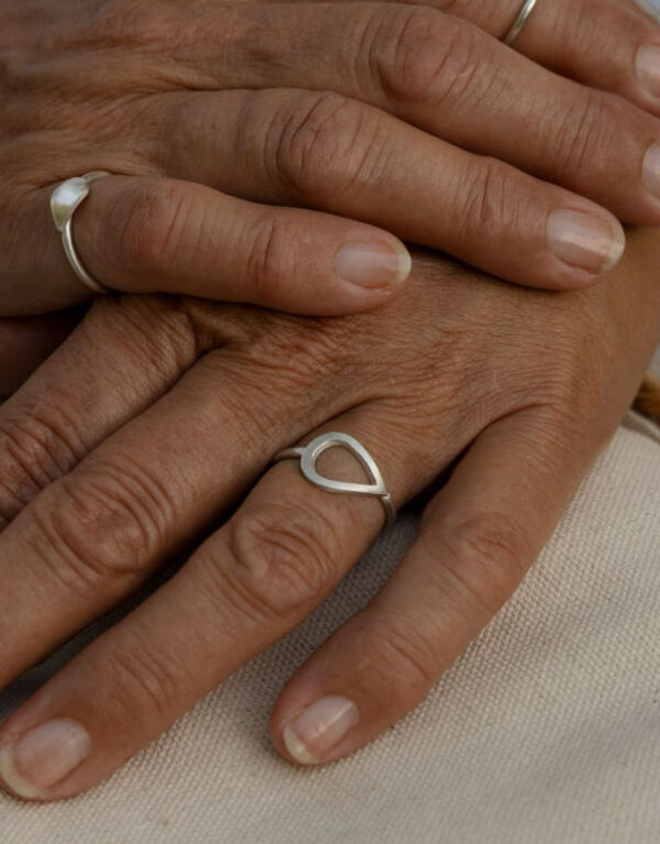 schlichter silber Ring, handgemacht, nachhaltig